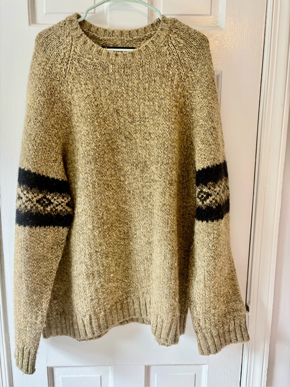 XL Beige Wool Crewneck Sweater with Black Sleeve Stripes